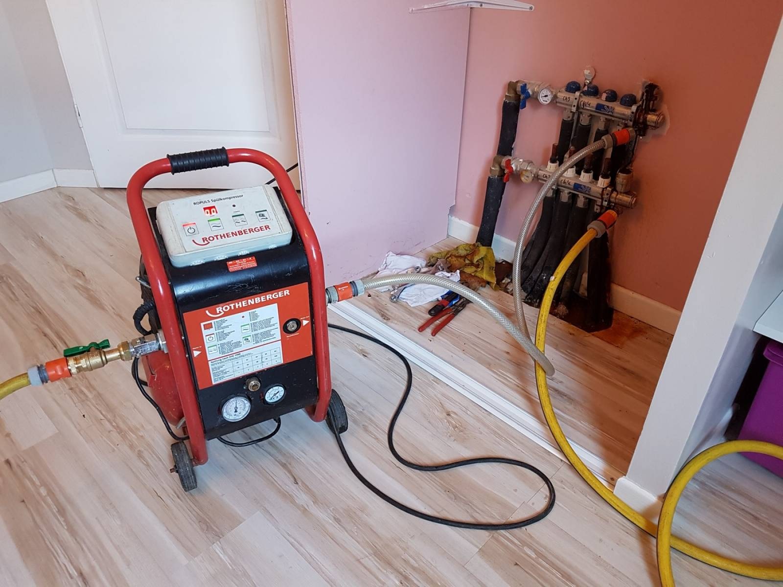 Kartal Karlıktepe Vaillant Hermetik Şofben Petek Temizliği